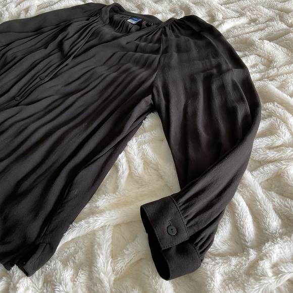 Old Navy Button-up Peasant Top - Picture 7 of 10